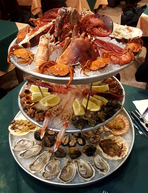 Immagine di un plateau di frutti di mare
