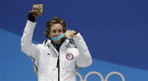 foto di Redmond Gerard mentre riceve la medaglia d'oro alle Olimpiadi