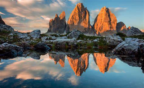 vista panoramica sulle Tre Cime di Lavaredo durante un'escursione con le ciaspole